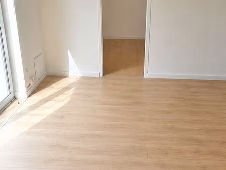 appartement t2 avec cour privative