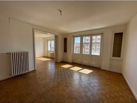appartement 4 pièces 103 m²