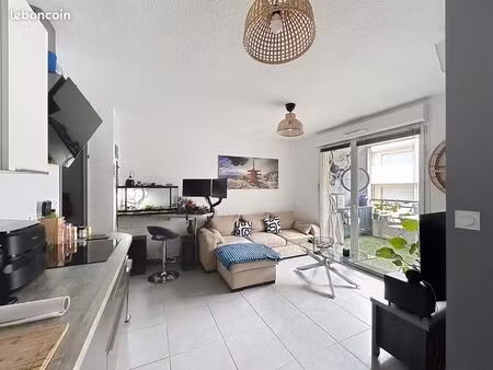 appartement 2 pièces 43 m²