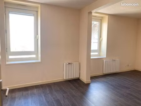 t3 à roanne