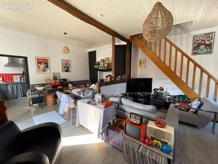 maison 4 pièces 85 m²