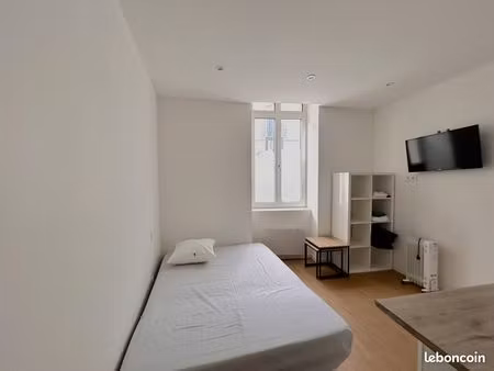 studio 1 pièce 16 m²