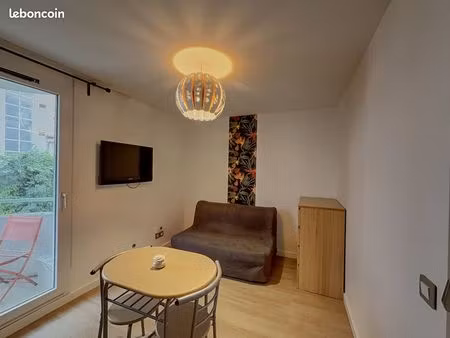 studio 1 pièce 16 m²