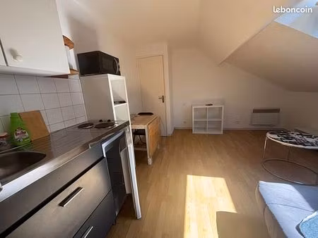 studio 1 pièce 14 m²