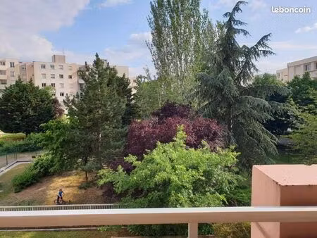 appartement 4 pièces 90 m²