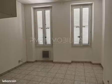 studio 1 pièce 18 m²