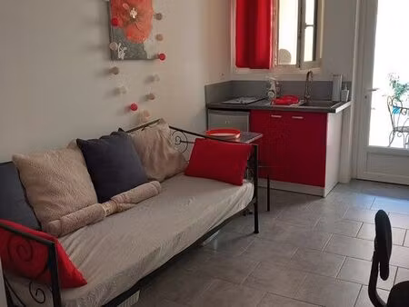 studio meublé toutes charges comprises