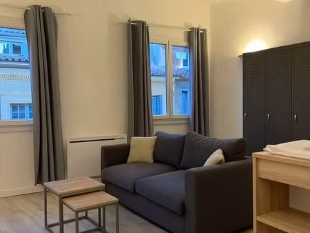 studio 1 pièce 30 m²