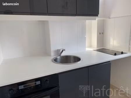 studio 1 pièce 20 m²