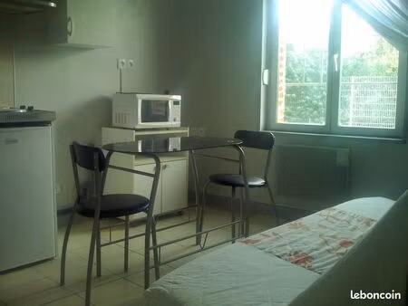 studio a louer