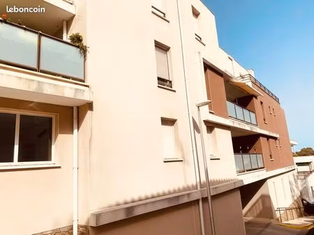 loue garage résidence « le domaine »