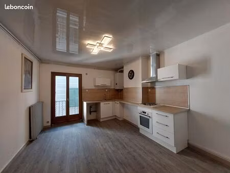 appartement 3 pièces 69 m²