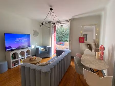 à louer magnifique appartement - 980 cc