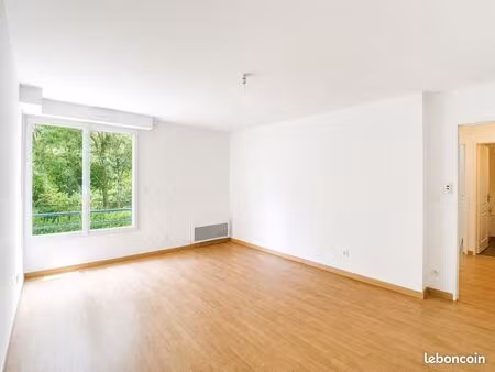 appartement 3 pièces 58 m²