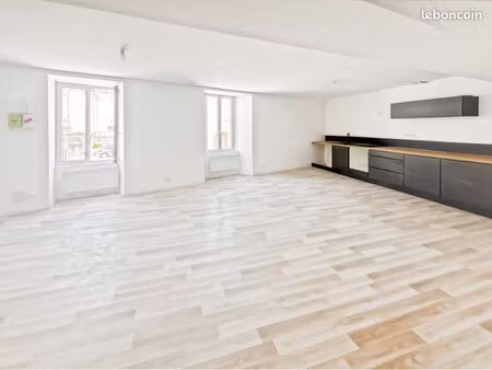 location saint jean d’angely t3