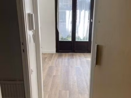 studio 1 pièce 21 m²