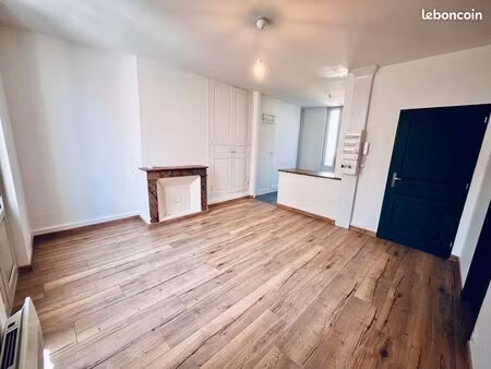 joli t2 lumineux 44m² centre ville saumur