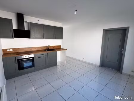 loue appartement 95 m2 rez de chaussée