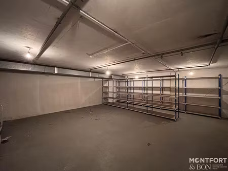 location locaux professionnels 0 pièces 52.03 m² à saint-cloud (92210)  693 €