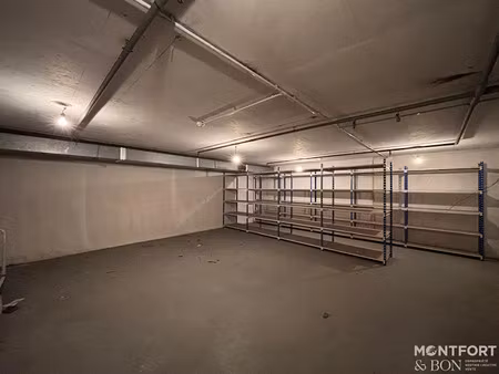 location locaux professionnels 52.03 m² à saint-cloud (92210)  893 €