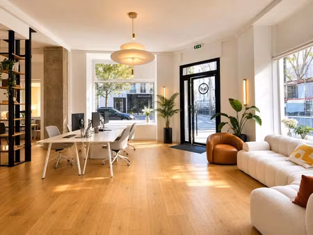 location locaux professionnels 236 m² à paris 2ème (75002)  11 110 €