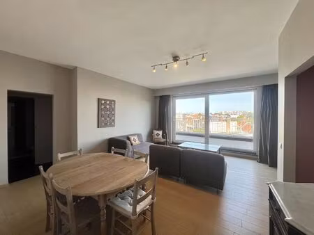 appartement à louer à place guy d'arezzo 7 ixelles (vbe38999)