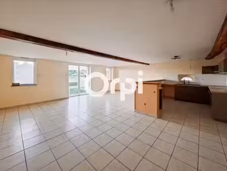 location maison 5 pièces 142.82 m² à les halles (69610)  800 €