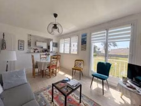 vente appartement 3 pièces à granville (50400) : à vendre 3 pièces / 60m² granville
