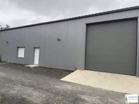 location bureaux et commerces à charron (17230) : à louer / 254m² charron