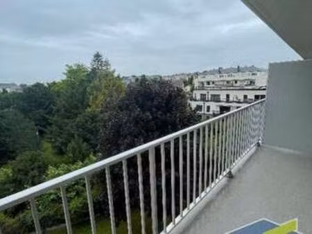 location appartement 2 pièces à caen (14000) : à louer 2 pièces / 51m² caen