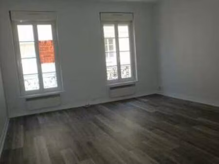 location appartement 2 pièces à caen (14000) : à louer 2 pièces / 58m² caen