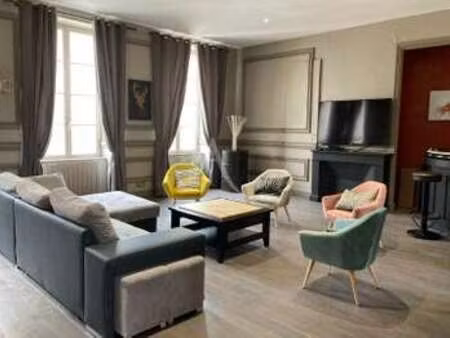 location appartement 5 pièces meublé à fontenay-le-comte (85200) : à louer 5 pièces meublé
