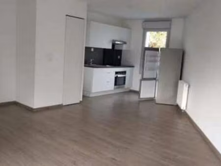 location appartement 3 pièces à nantes centre ville (44000) : à louer 3 pièces / 67m² nant