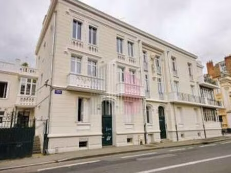 location appartement 5 pièces meublé à rennes (35000) : à louer 5 pièces meublé / 88m² ren