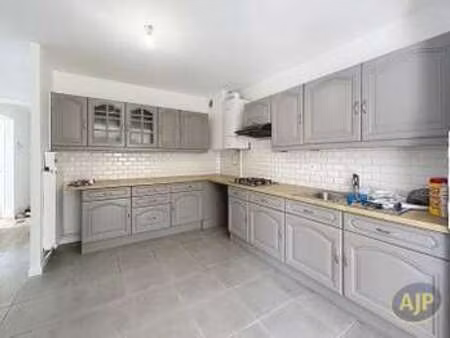 location appartement 4 pièces à saint-marc-sur-mer (44600) : à louer 4 pièces / 94m² saint