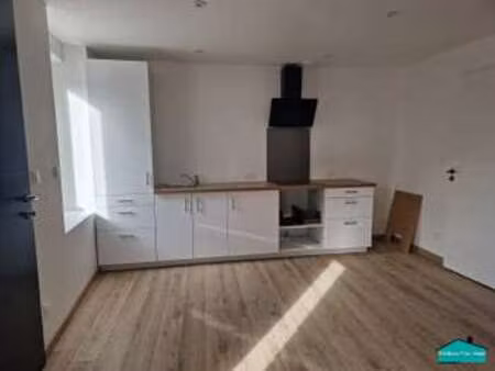 location maison à saint-lumine-de-coutais (44310) : à louer / 79m² saint-lumine-de-coutais