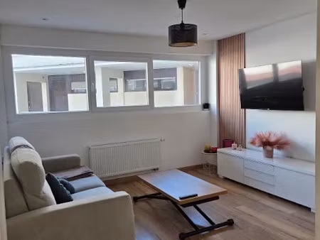 location meublée appartement 2 pièces 40 m² à annemasse (74100)  1 290 €