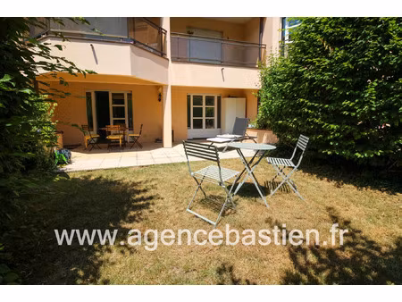 location appartement 2 pièces 46 m² à divonne-les-bains (01220)