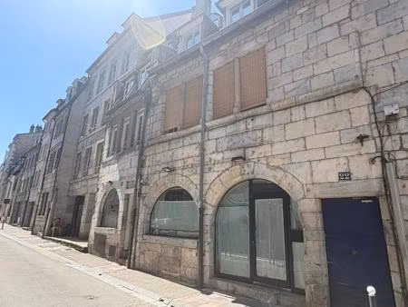 t1 bis avec mezzanine – rue des arènes à besançon