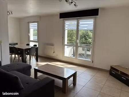appartement 3 pièces 64 m²
