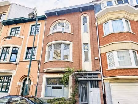 appartement à louer à forest € 2.770 (lplse) - victoire junot location | zimmo