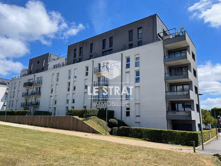 appartement 2 pièces avec balcon et parking