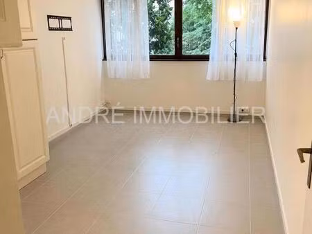 appartement t2 (32 m²) à louer à la celle-saint-cloud