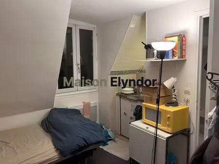 studio à louer – paris 8ᵉ – meublé