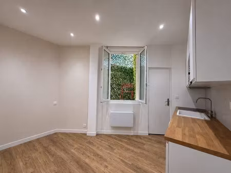studio refait à neuf - paris 16 - trocadéro - victor hugo