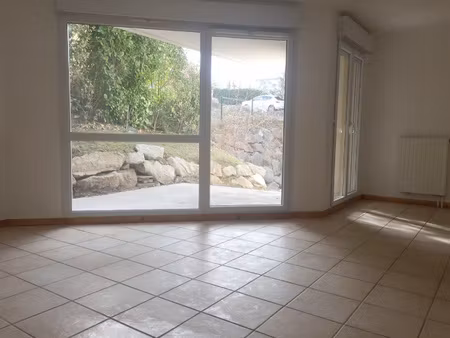 thonon ouest- joli appt t3 de 59 m2 en rez de jardin -reside