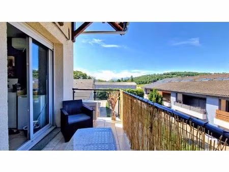 appartement 4 pièces 89.60m2 au calme