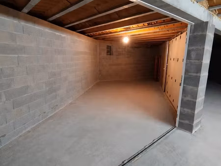 vente garage rochefort (17300)