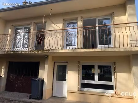 maison 3 pièces 80 m²