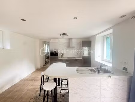 maison de 65 m² à hede-bazouges